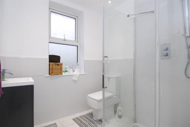 4 bed house, North Road East, North Hill, Plymouth, PL46AN - Image 5